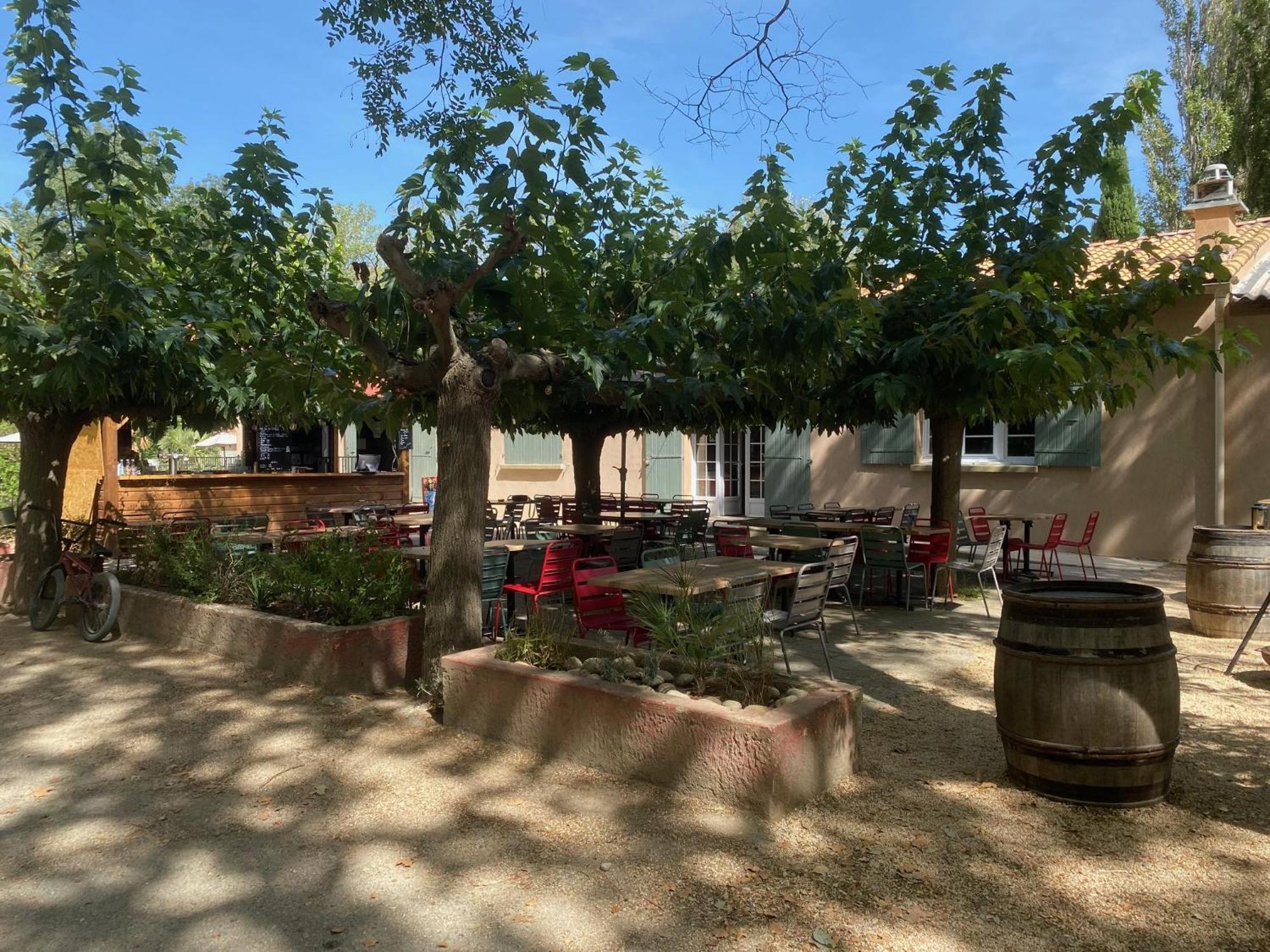 Lodges & Nature - 71 Avignon Luaran gambar