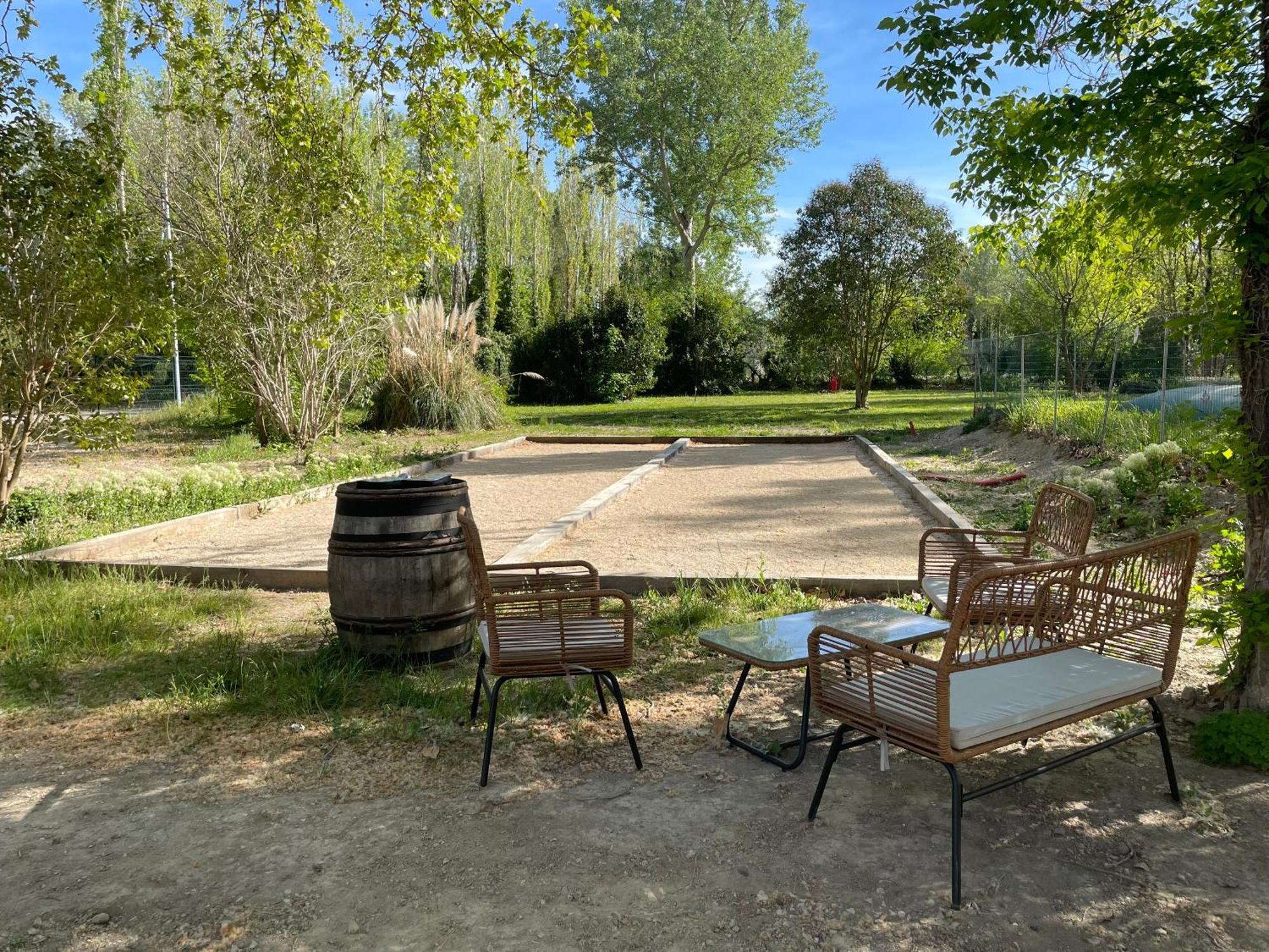 Lodges & Nature - 71 Avignon Luaran gambar